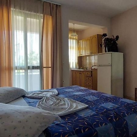 Villa Madani Дуррес Екстер'єр фото
